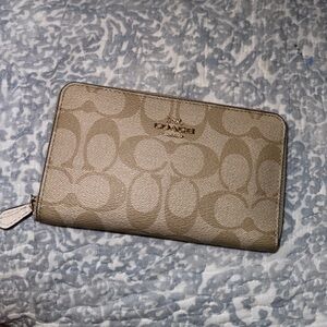 Coach wallet